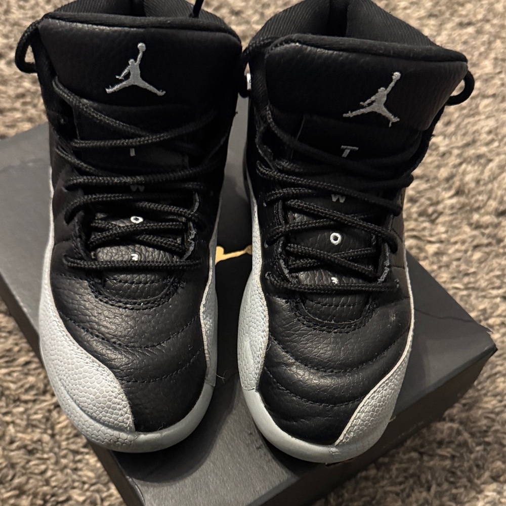Jordan Kids Black and Silver Sneakers